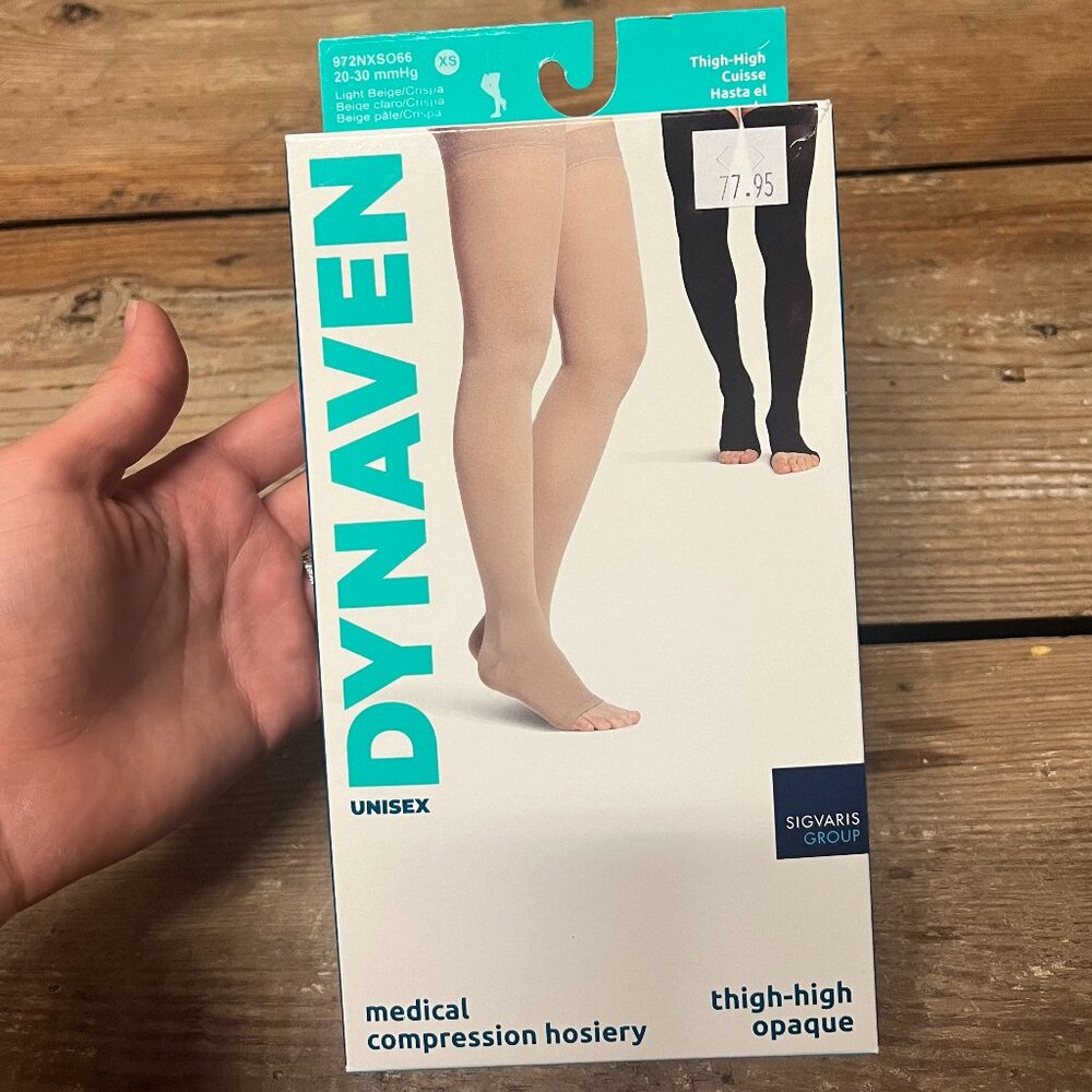 New Dynaven Women's Compression Sock X-Large Short